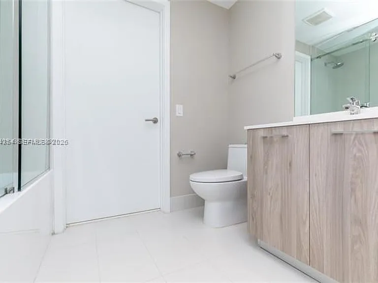 501 NE 31st St #3910 — Photo 23