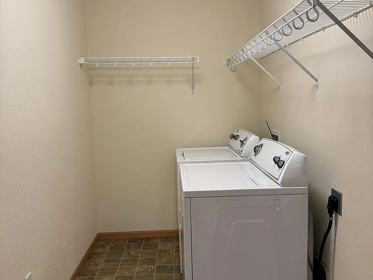 West Lake III Apartments — Photo 141