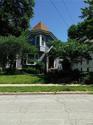 1st image of 305 Douglas Ave