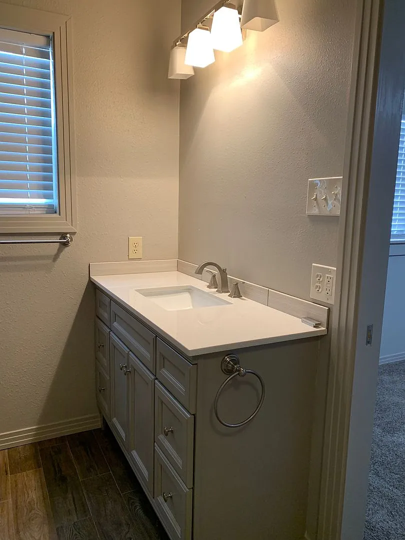 Available Now! 3/2 in central Lubbock! — Photo 2