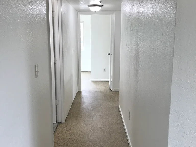 323 Magnolia St #101 — Photo 8