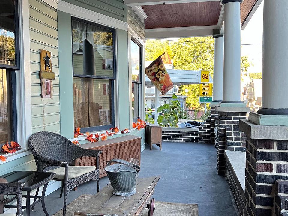 407 W Broad St, Tamaqua, PA 18252 Zillow