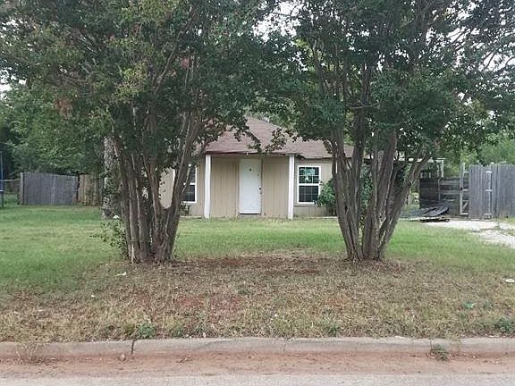 2nd image of 741 SE 27th St