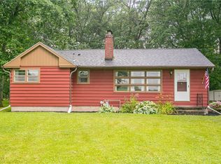 582 Middle Rd, Caledonia, NY 14423