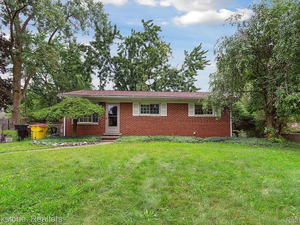1st image of 1348 Red Barn Dr