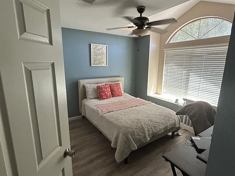 1412 E Gail Dr — Photo 7
