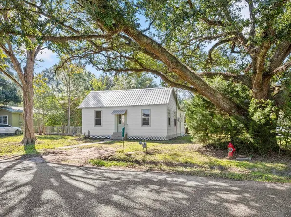 1412 Chestnut St, Jackson, LA 70748