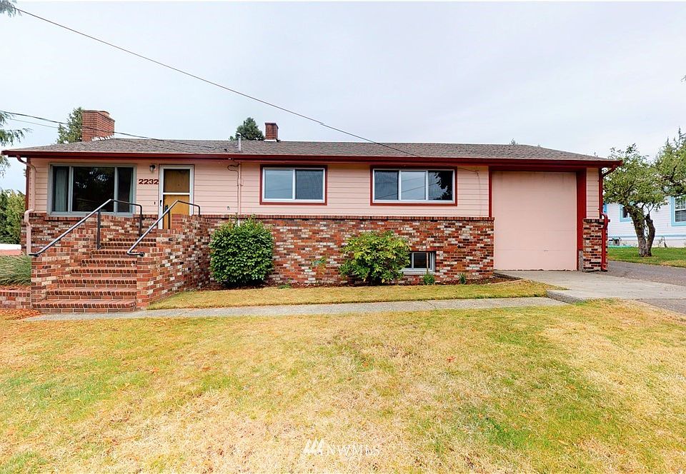 1st image of 2232 S 134th St