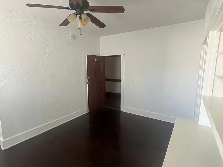 1927 Bonsallo Ave #4 — Photo 16