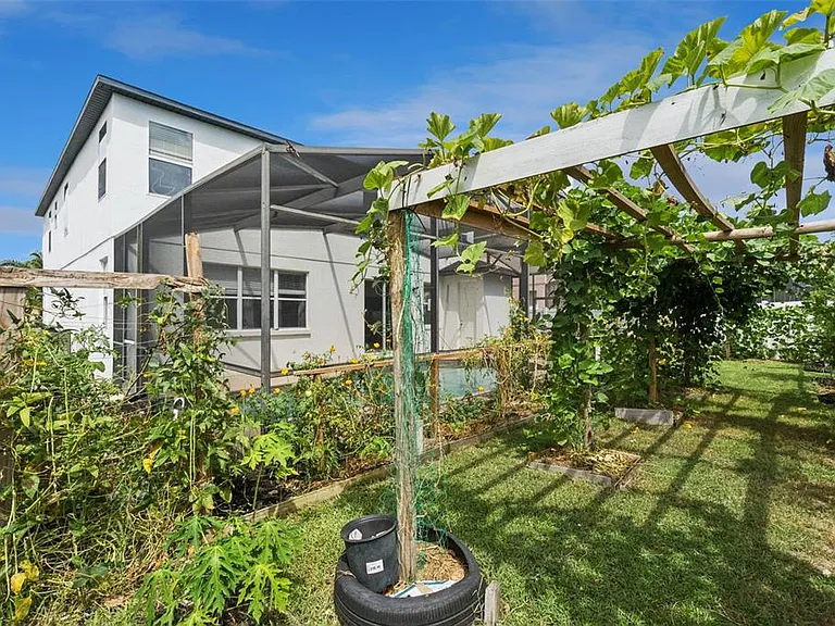 1002 Belvoir Dr — Photo 45