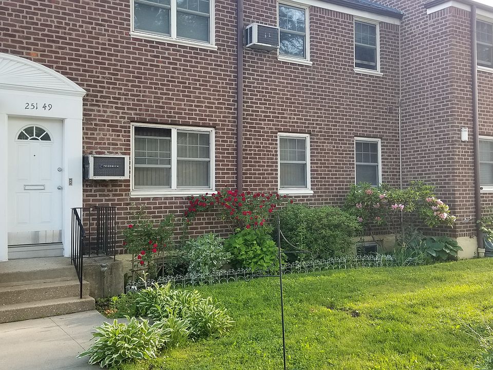 1st image of 25301 61st Ave #708