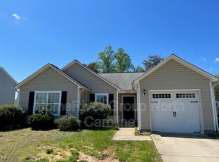 4448 Canaan Place Dr, Winston Salem, NC 27105
