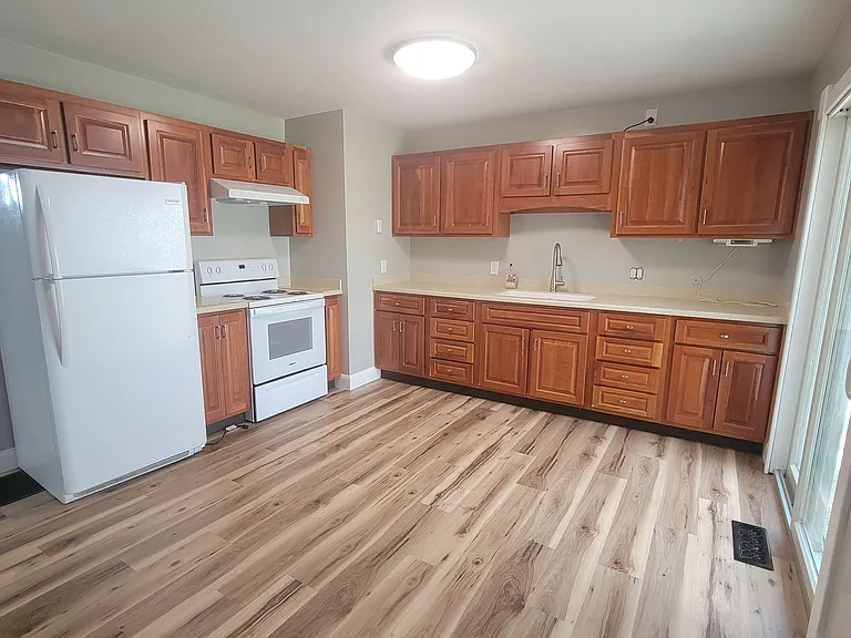 2035 Prospect Rd #1 — Photo 3