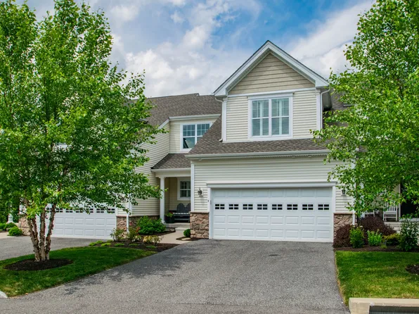 4 Highridge Road #4, Middlebury, CT 06762