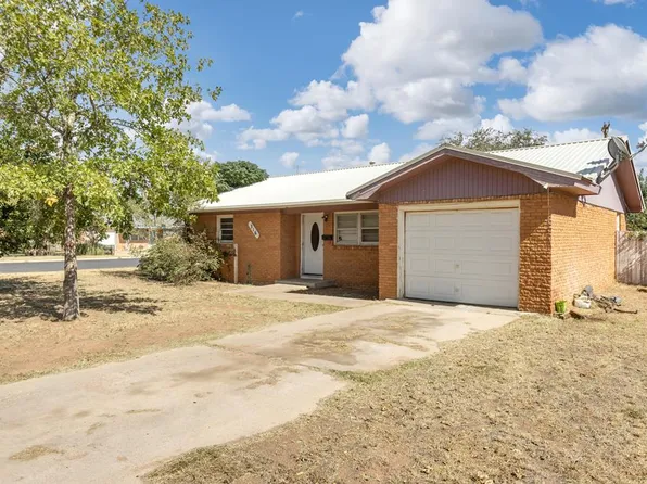 316 N Soland Ave, Denver City, TX 79323