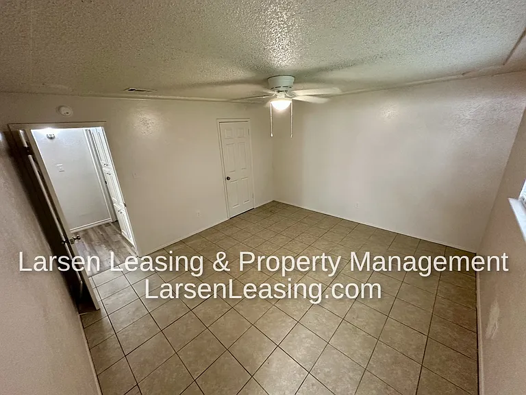 5845 Denise Dr — Photo 6