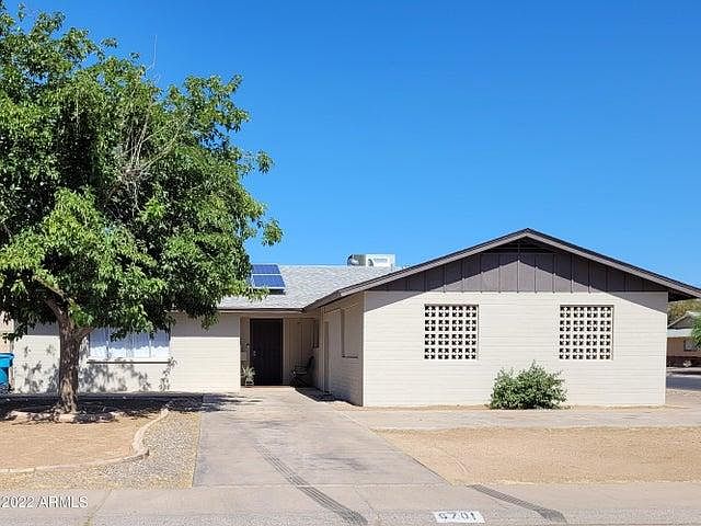 1st image of 6701 N 42nd Dr