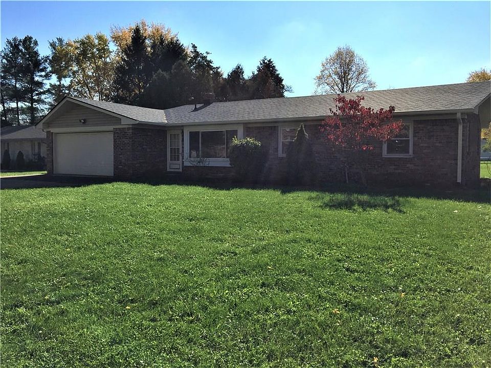 2nd image of 745 Redbud Ln