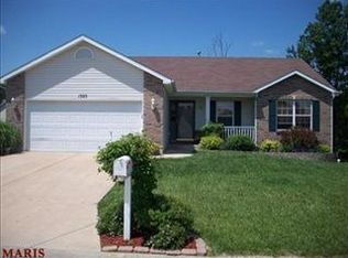1325 Kodiak Ct, Festus, MO 63028