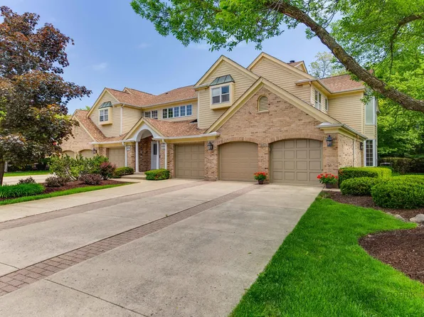 1853 W Ashbury Ln, Palatine, IL 60067