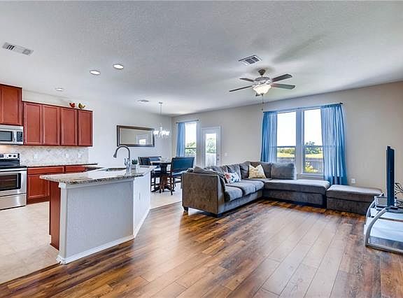 5th image of 8412 Panadero Dr