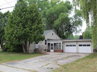 1365 Conrad St, Oshkosh, WI 54904