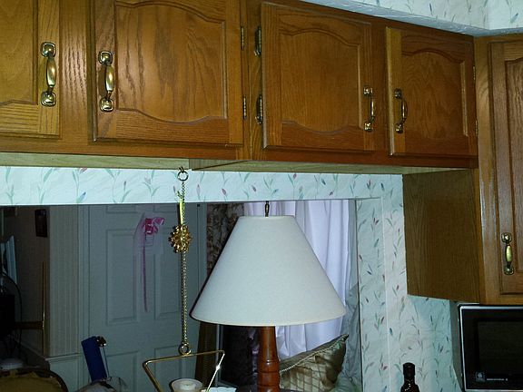 4th image of 248 Camp St APT U1