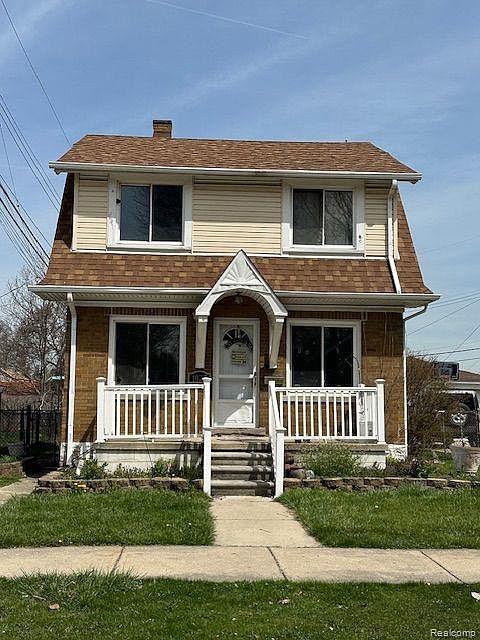 1st image of 1072 Mayflower Ave
