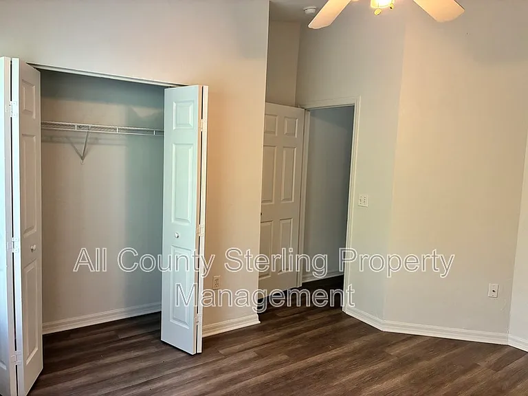 4415 SW 34th St #304 — Photo 18