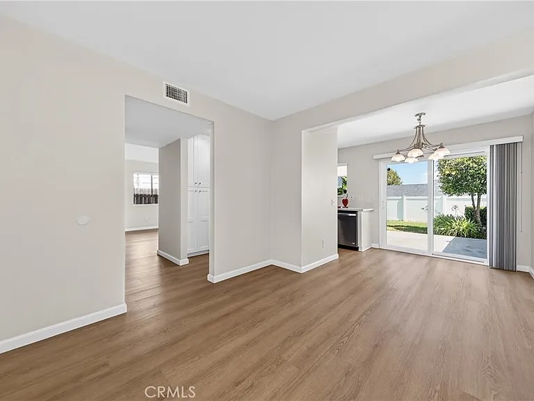 26236 Lawton Ave — Photo 7