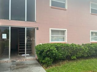 5885 Dahlia Dr #19, Orlando, FL 32807