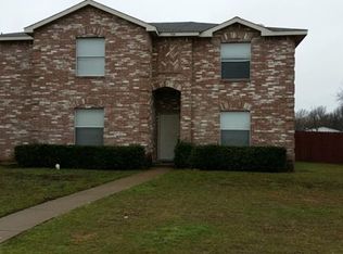 704 Meandering Dr, Cedar Hill, TX 75104