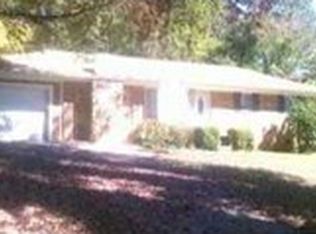 2228 Clairmont Cir, Snellville, GA 30078