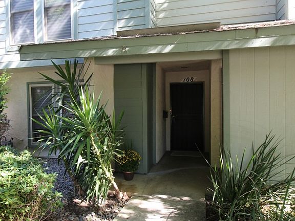 3rd image of 108 Touchstone Pl