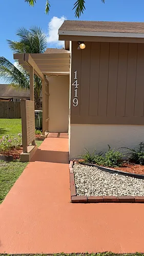 1419 Yellowthroat St Photo 1