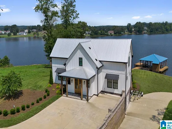 1165 Cedar Creek Dr, Sylacauga, AL 35151