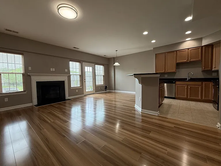 205 Emily Ln — Photo 5
