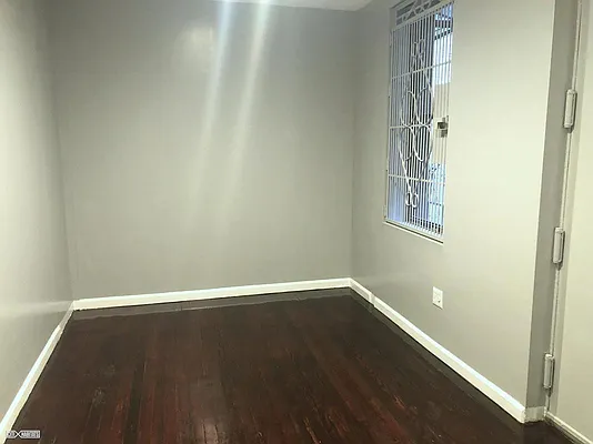 Rented by Bond New York | media 41