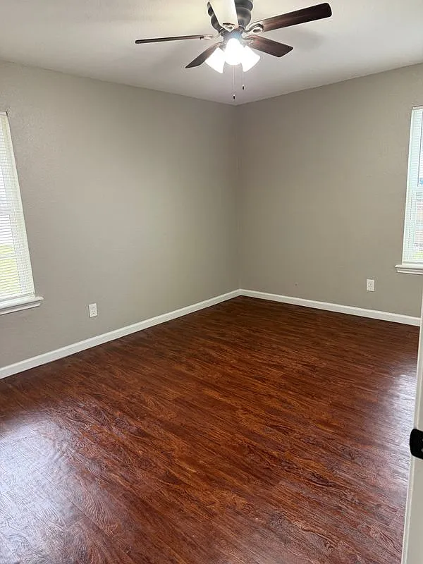 2 bed, 1.0 bath, 1000 sqft, $1,400 — Photo 4