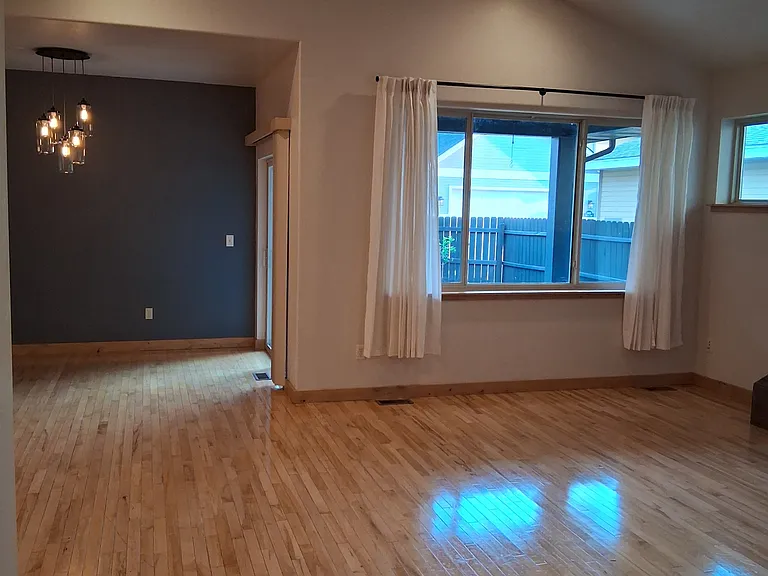 3938 Bosal St — Photo 17