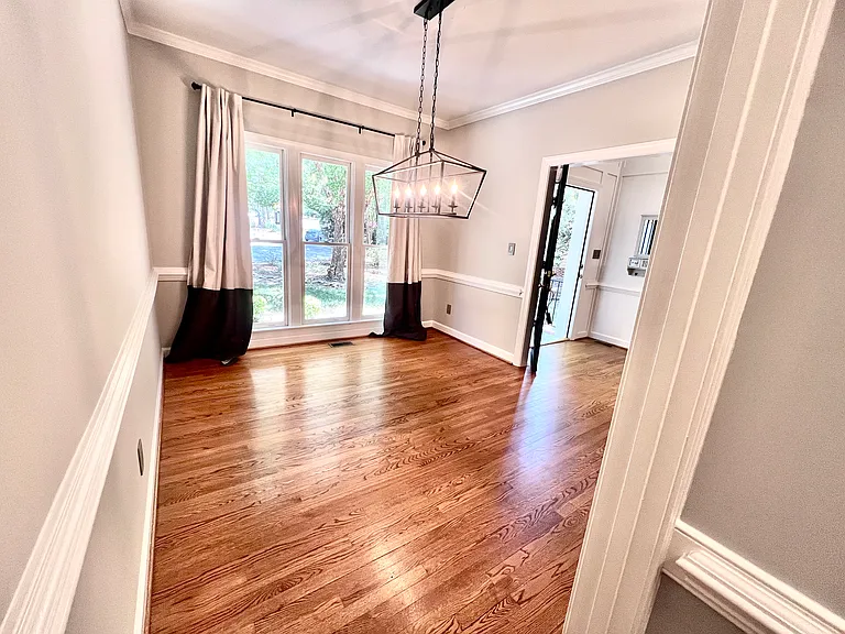 113 Lulworth Ct — Photo 9
