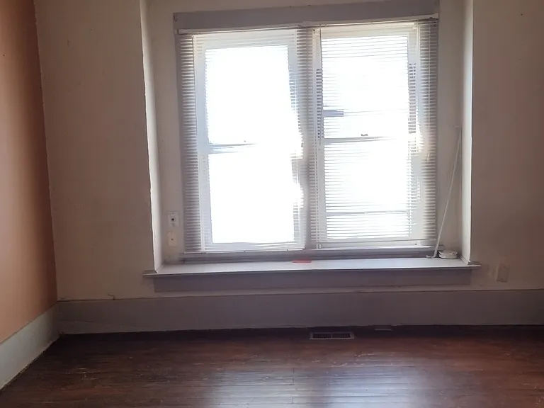 233 S Sedgwick St — Photo 11