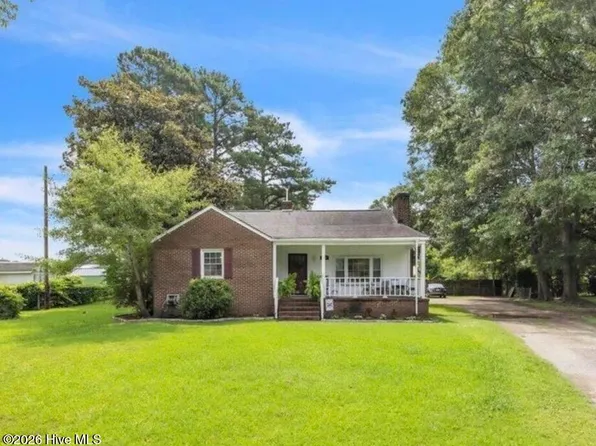 1502 N Hills Court, New Bern, NC 28562