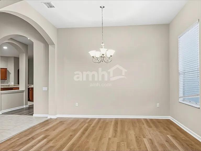 7330 Crescent Palm Dr — Photo 5