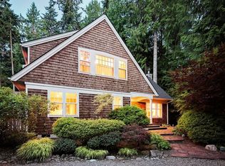 15318 Euclid Ave NE, Bainbridge Island, WA 98110