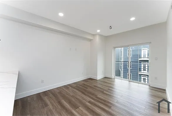 2230 Nicholson St SE #12 — Photo 10