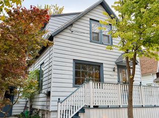 365 E Schiller St, Milwaukee, WI 53207