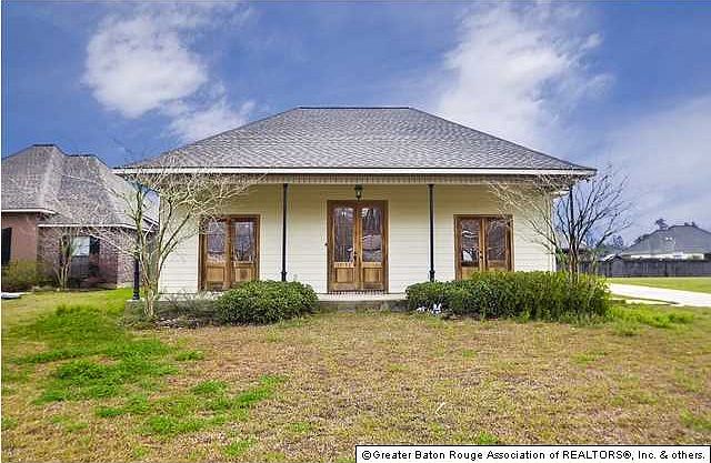 1st image of 15190 Amanda Dr