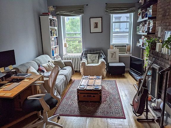5th image of 309 W 21st St #5A