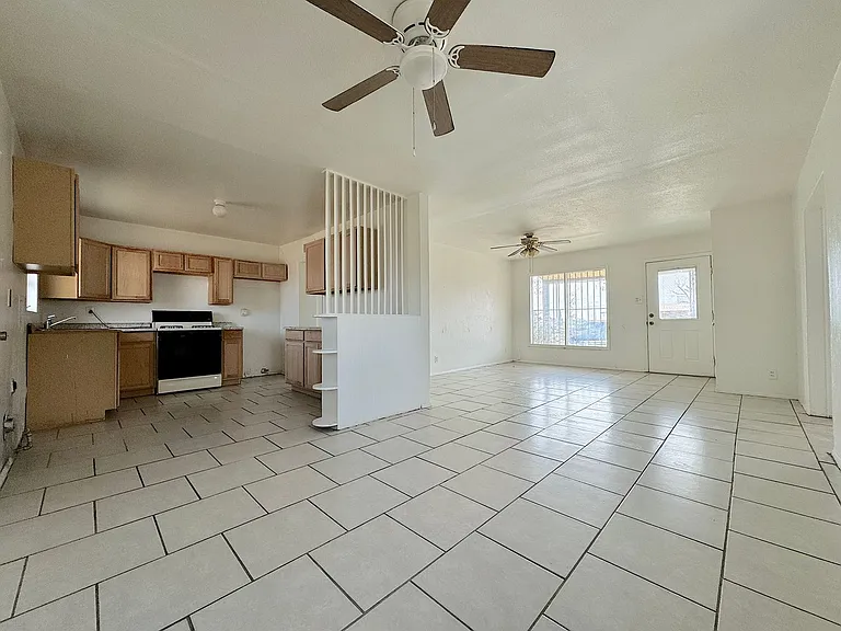 4117 Volcanic Ave — Photo 5
